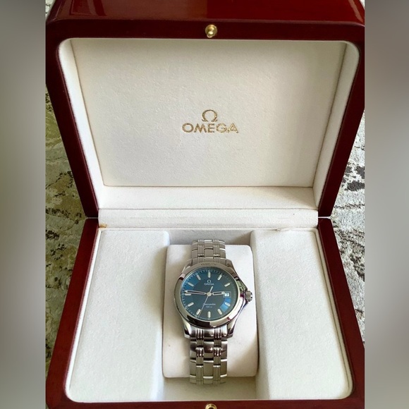Omega Other - Mens OMEGA SEAMASTER stainless steel watch with authentic mahogany box